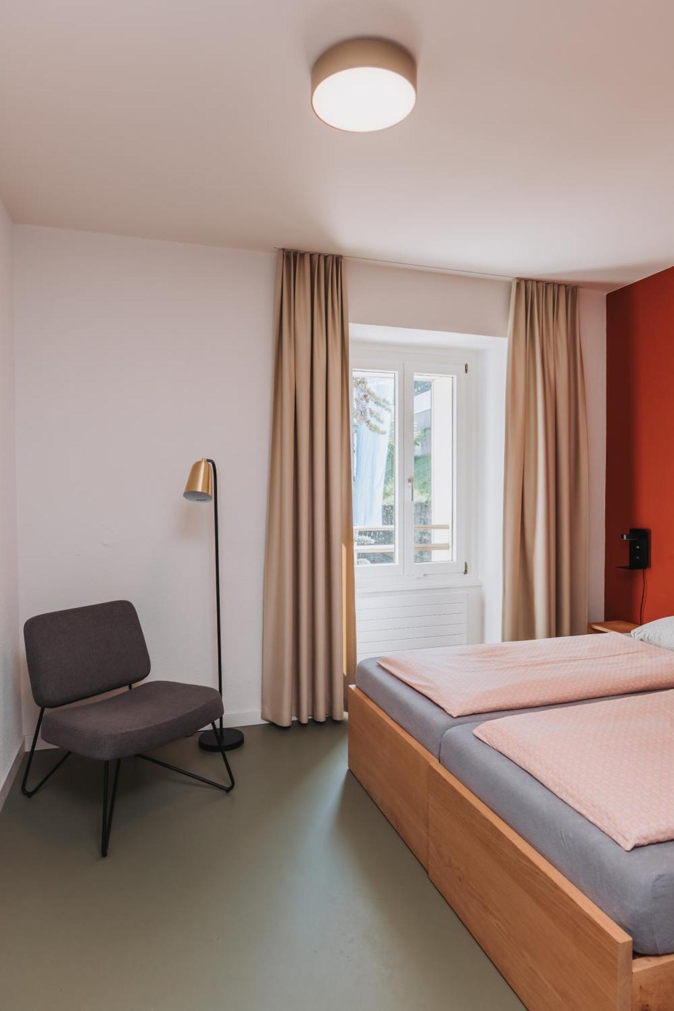 بيت شباب Montreux Youth المظهر الخارجي الصورة