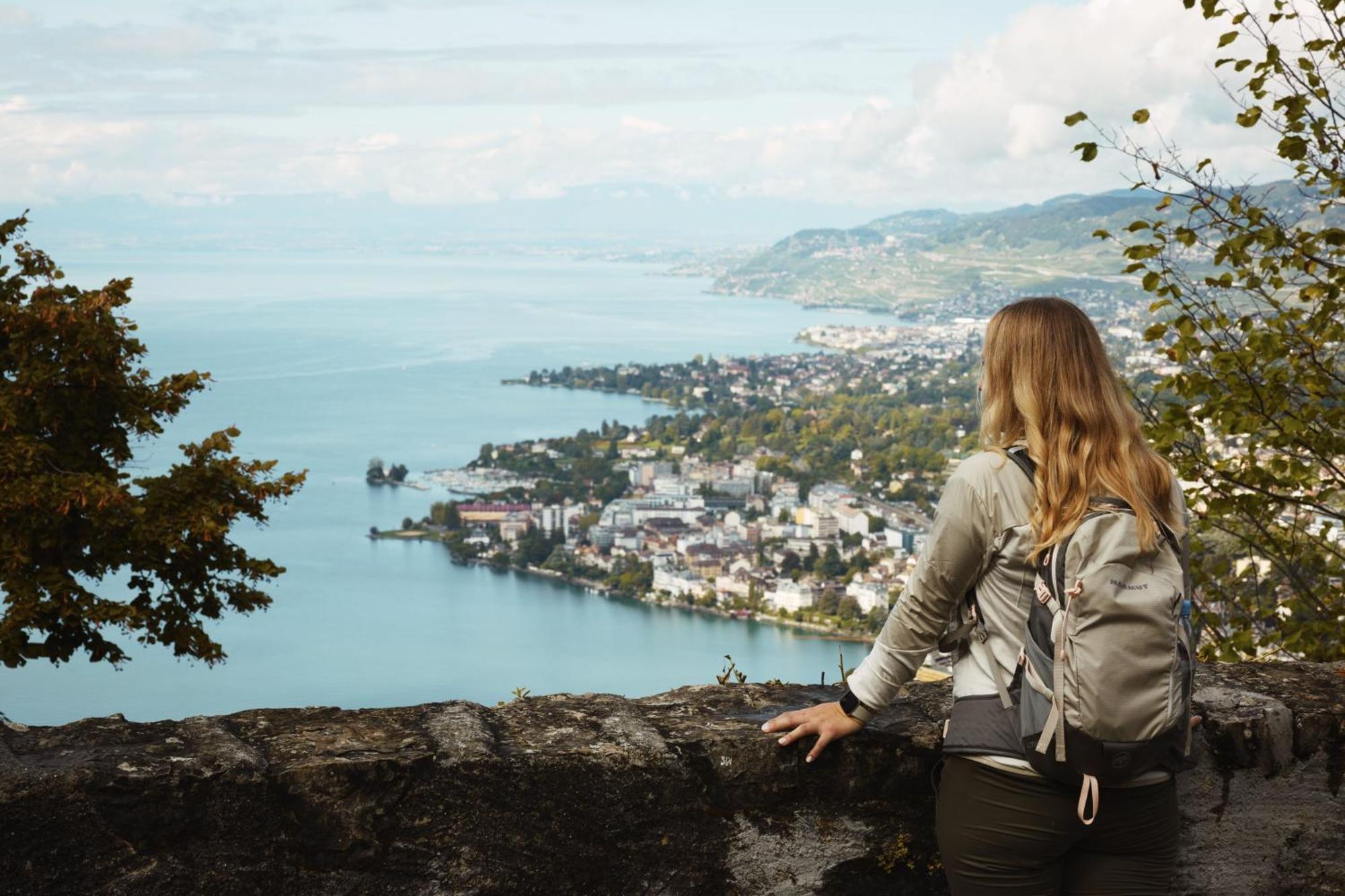 بيت شباب Montreux Youth المظهر الخارجي الصورة